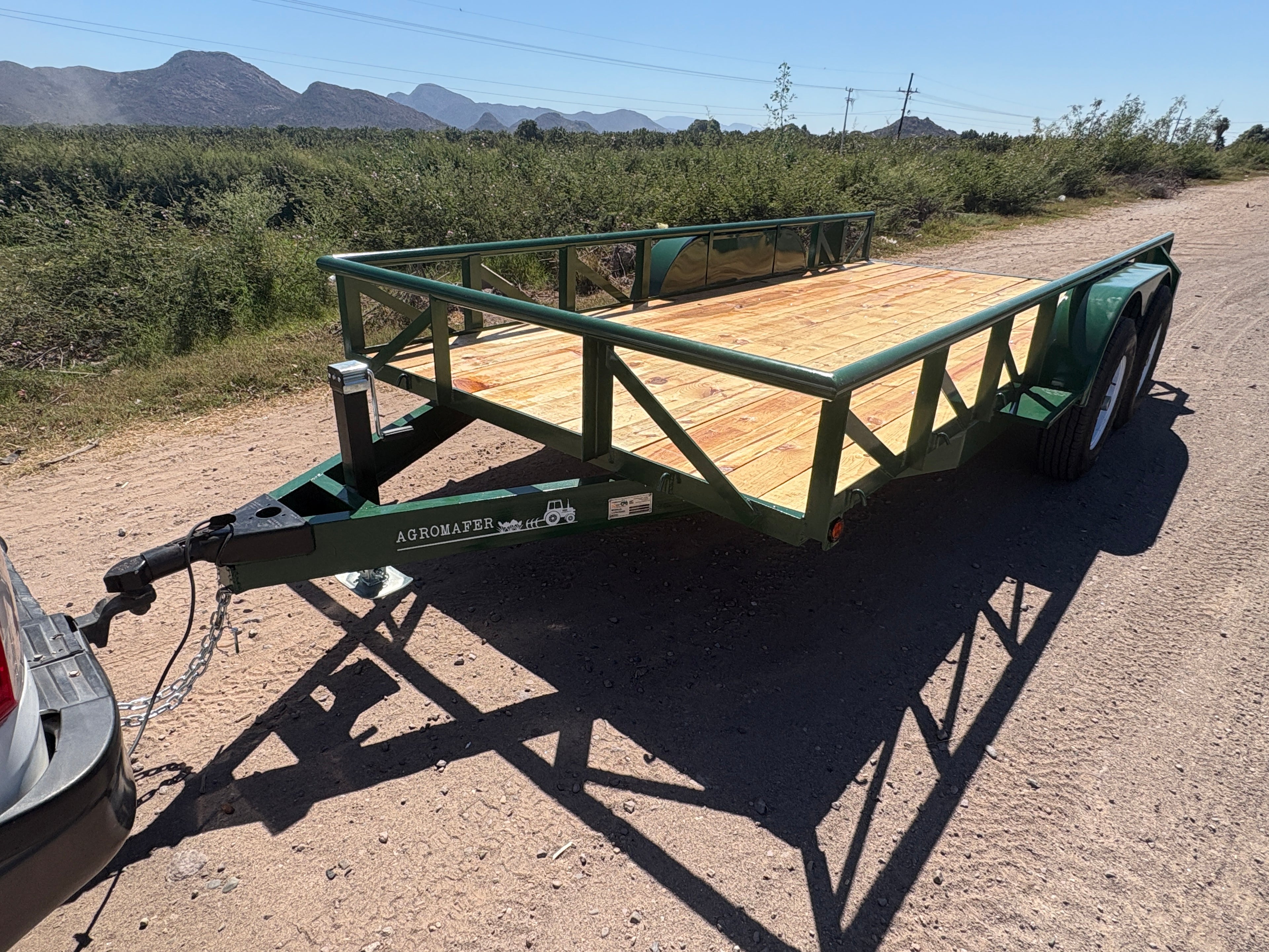 REMOLQUE CAMA BAJA 6 TONS
