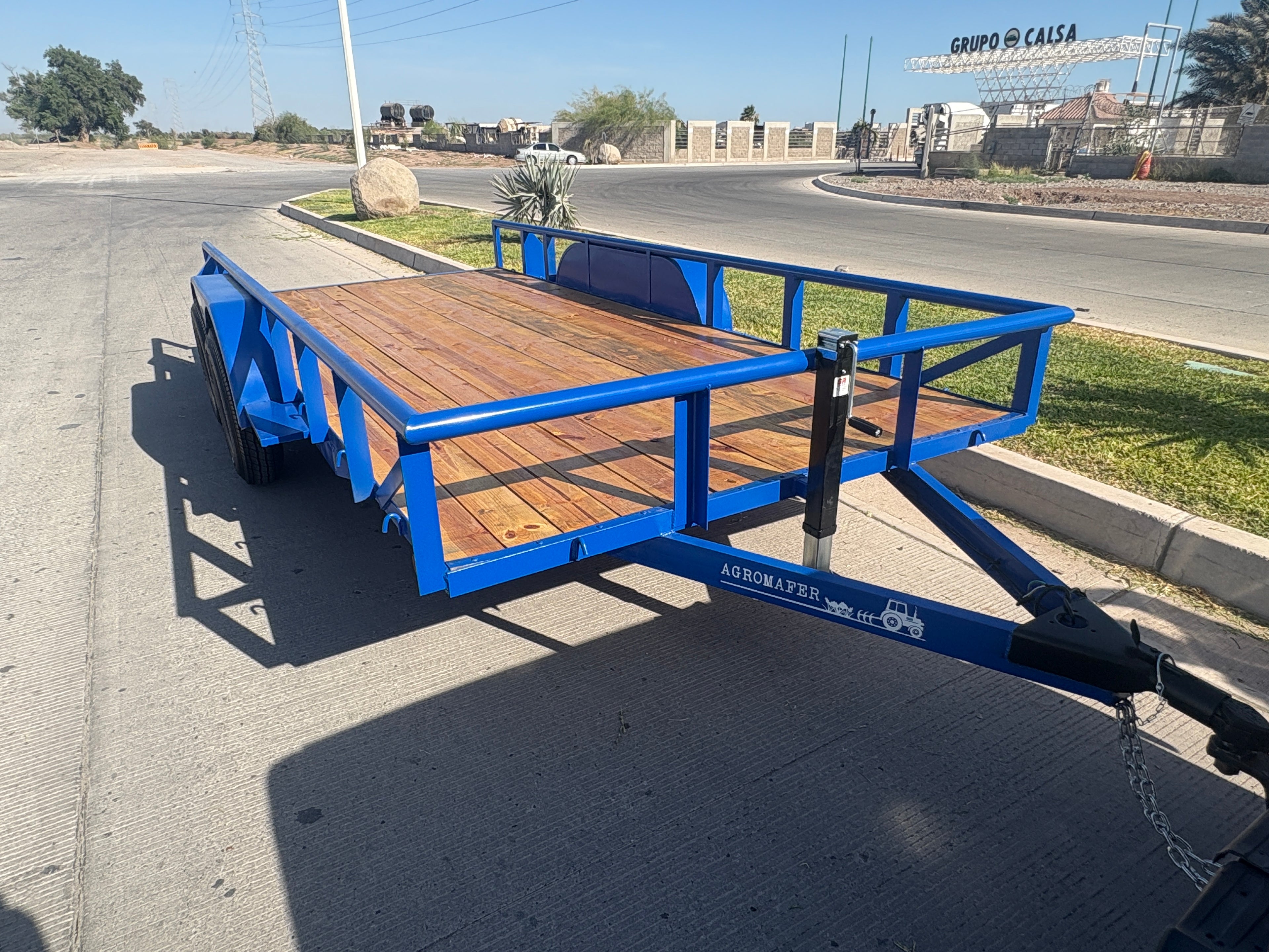 REMOLQUE CAMA BAJA 3 TONELADAS